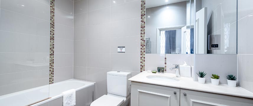 The  Apartments by CAPITAL Studio 2 Bathroom